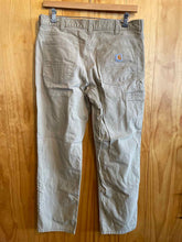 Load image into Gallery viewer, Size 36 Carhartt Men's Pants
