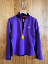 Load image into Gallery viewer, Size Medium North Face Purple Women&#39;s Long Sleeve Shirt
