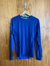 Load image into Gallery viewer, Size Medium Smart Wool Men&#39;s Long Sleeve Shirt
