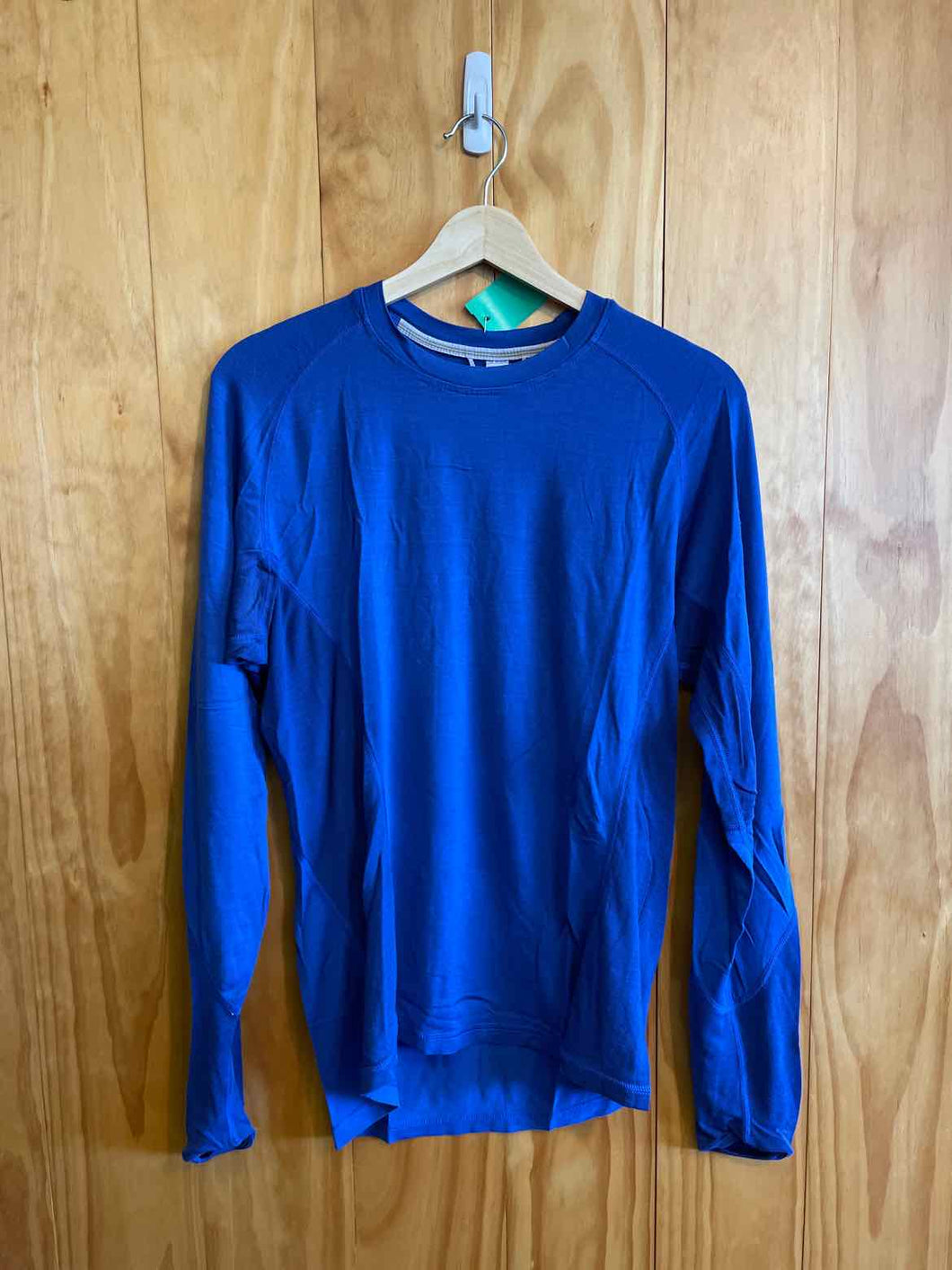 Size Medium Smart Wool Men's Long Sleeve Shirt
