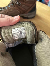 Load image into Gallery viewer, Shoe Size 10.5 vasque Brown Boots
