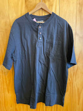 Load image into Gallery viewer, Size XL Duluth Trading Co. Men's Short Sleeve Shirt
