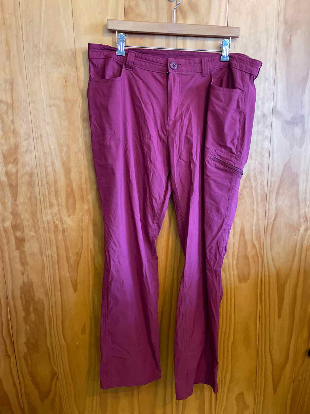 Size 16 Eddie Bauer Red Women's Pants