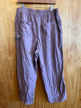 Load image into Gallery viewer, Size XL Madewell Pink Women&#39;s Pants
