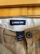 Load image into Gallery viewer, Size 42 Lands End Men's Pants

