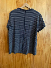 Load image into Gallery viewer, Size 6 Lululemon Black and White Women's Short Sleeve Shirt
