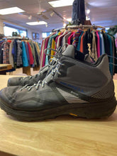Load image into Gallery viewer, 16 Merrell Men's Boots
