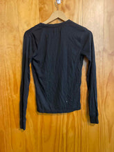 Load image into Gallery viewer, Size XS Carhartt Black Women's Long Sleeve Shirt
