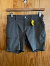 Load image into Gallery viewer, Size 8 Duluth Trading Olive Women's Shorts
