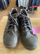 Load image into Gallery viewer, 13 Oboz Men's Hiking Shoes
