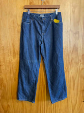 Load image into Gallery viewer, Size 12 Petite L.L. Bean Blue Women&#39;s Jeans
