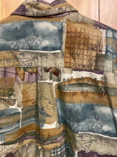 Load image into Gallery viewer, Size L Men's Long Sleeve Shirt
