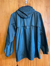 Load image into Gallery viewer, Women Size Small Cabelas Green Women&#39;s Light Jacket
