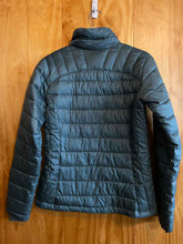 Load image into Gallery viewer, Women Size XS Columbia Green Women's Light Jacket
