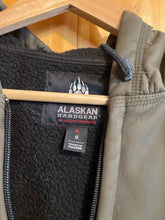 Load image into Gallery viewer, Size Small Alaskan Hardgear Men&#39;s Winter Jacket

