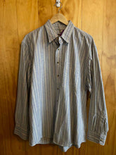 Load image into Gallery viewer, Size Large LL Bean Men's Long Sleeve Shirt
