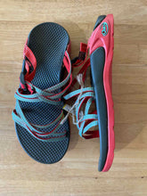 Load image into Gallery viewer, Shoe Size 7 Chaco Red Sandals
