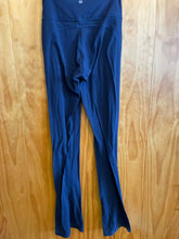 Load image into Gallery viewer, Lululemon Navy Women's Pants
