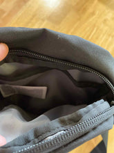 Load image into Gallery viewer, The North Face Travel Bag
