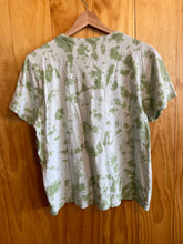 Load image into Gallery viewer, Size X-Large The North Face Green Women's Short Sleeve Shirt
