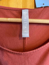 Load image into Gallery viewer, Size XL Athleta Coral Women's Short Sleeve Shirt

