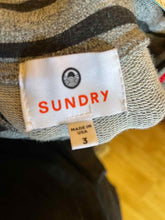 Load image into Gallery viewer, Size 3 Sundry Grey Skirt
