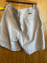 Load image into Gallery viewer, Size 38 Woolrich Men's Shorts
