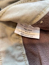 Load image into Gallery viewer, Size 34x30 Wrangler Men's Pants
