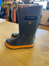 Load image into Gallery viewer, Unisex Bogs Boots
