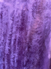 Load image into Gallery viewer, Size L Lululemon Wine Skirt
