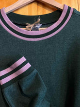 Load image into Gallery viewer, Size Large Eddie Bauer Green Women's Sweater &amp; Sweatshirt
