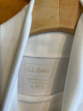 Load image into Gallery viewer, Size Large L.L. Bean Men&#39;s Long Sleeve Shirt
