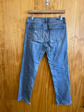 Load image into Gallery viewer, Size 4 Kut Blue Women's Jeans
