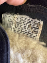 Load image into Gallery viewer, Shoe Size 7 UGG Grey Shoes
