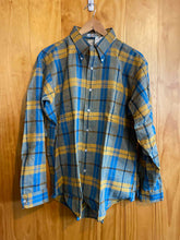 Load image into Gallery viewer, Size L High Country Outfitters Men's Flannel
