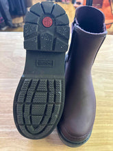 Load image into Gallery viewer, Women&#39;s Shoe Size 9 Hunter Purple Boots
