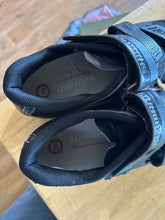 Load image into Gallery viewer, Shimano 40 Cycling Shoes
