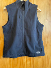 Load image into Gallery viewer, Size Large North Face Black Women's Vest
