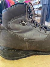 Load image into Gallery viewer, 14 Simms Men's Wading Boots

