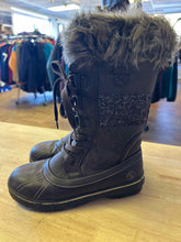 Load image into Gallery viewer, Women&#39;s Shoe Size 9 Northside Brown Women&#39;s Winter Boots
