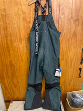 Load image into Gallery viewer, Size M Montec Men's Snow Pants
