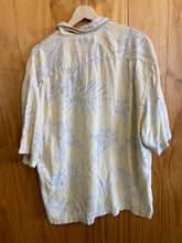 Load image into Gallery viewer, Size XL Tommy Bahama Men's Short Sleeve Shirt
