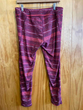 Load image into Gallery viewer, Size XL The North Face Red Women's Leggings
