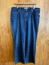 Load image into Gallery viewer, Size 16 Carhartt Blue Women's Jeans
