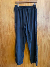 Load image into Gallery viewer, Size M Nike Men&#39;s Pants
