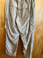 Load image into Gallery viewer, Size L x 30 Duluth Trading Men's Pants
