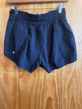 Load image into Gallery viewer, Size 8 Lululemon Black Women's Shorts
