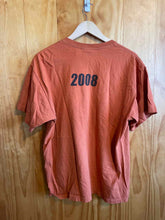 Load image into Gallery viewer, Size L Gildan Men's Short Sleeve Shirt

