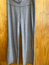 Load image into Gallery viewer, Size 8 Lululemon Grey Women's Sweatpants
