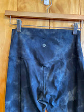 Load image into Gallery viewer, Size Unknown Lululemon Black Women's Leggings
